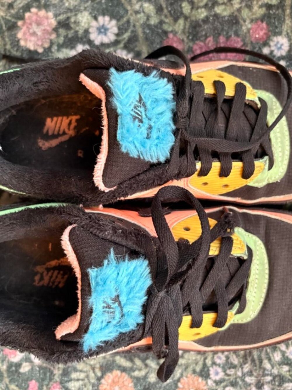 Nike Air Max 90 Women's Size 7 Multicolor Black Yellow Green Retro Sneakers